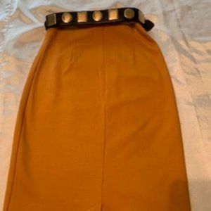 Stretchy mustard pencil skirt
